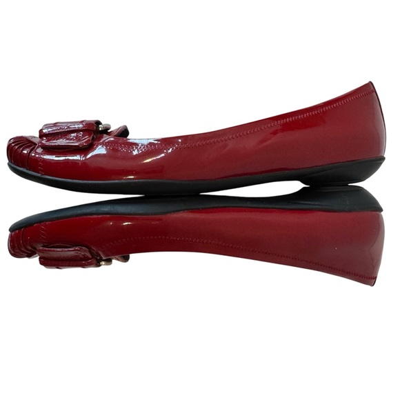 Audrey Brooke Burgundy Wine Leather Metallic Buckle Slip On Loafers Size 9 - Picture 4 of 7